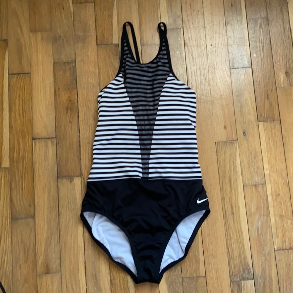 Nike Swim